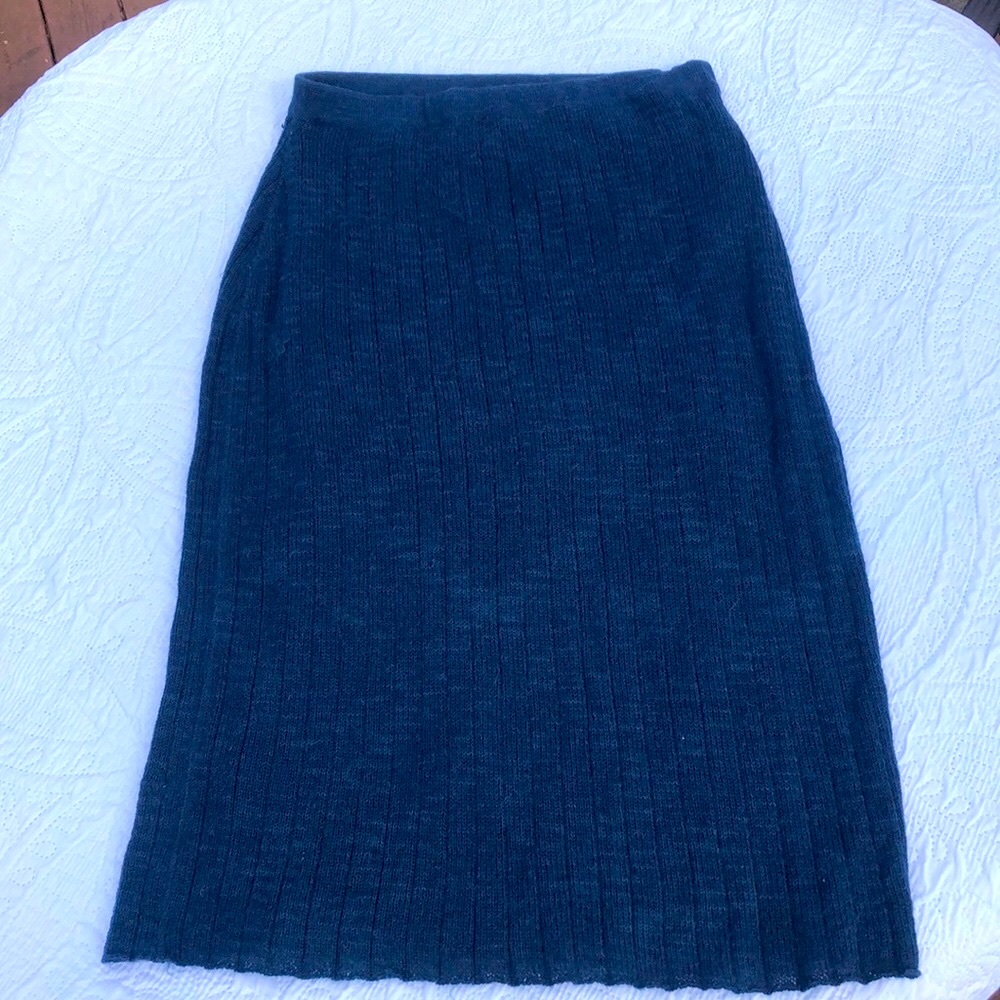 Navy blue 100% Alpaca skirt